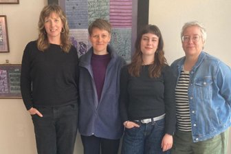 Rochlitz: Kunstbrunch zur Finissage von „Vier in der fünf“ - Katrin Richter, Tabea Heinicker, Shanelle Matthes und Conny Klose (v. l.): In Rochlitz endet ihre Ausstellung „Vier in der Fünf“.