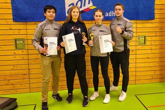 Rochlitzer Karateka erkämpfen sich Medaillen bei Deutschen Hochschulmeisterschaften - Die Rochlitzer Karateka Hieu Bui Tien, Lilly Leißner, Selina Fabian (v. l.) erkämpften bei der Deutschen Hochschulmeisterschaft drei Medaillen.