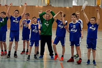 Rochlitzer setzen auf den Nachwuchs - Endlich wieder auf dem Feld: Die gemischte D-Jugend von Motor Rochlitz gewann ihr erstes Punktspiel nach der Zwangspause.