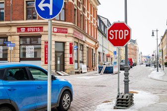 Rochlitzer Straße in Mittweida: Stopp-Schild zeigt Wirkung - Seit einigen Wochen gibt es ein Stoppschild an der Rochlitzer Straße.