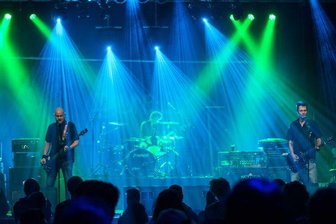 "Rock um zu Helfen" - Hunderte feiern in Freiberg zum Benefizkonzert gegen den Krebs - 