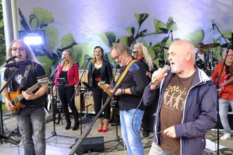 Rocknacht in Falkenstein: Stadtpark im Vogtland wird zur Bühne - Die Band Supernova spielt am Freitag im Falkensteiner Stadtpark.