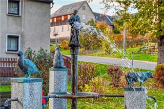 Rodau: Der Brunnen, der zum Dorf gehört - 