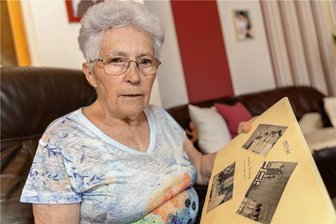 Rodewisch gedenkt seines Psychiatrie-Reformers und seiner menschenfreundlichen Thesen - Hanna Gotter (83) war 43 Jahre, von 1957 bis 2000, Krankenschwester im Sächsischen Krankenhaus. Sie setzte nach dem Leitbild von Dr. Rolf Walther die Psychiatrie-Reform der „Rodewischer Thesen“ mit um. Etliche Fotos sind ihr aus der Zeit erhalten geblieben.