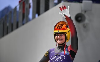 Rodlerin Julia Taubitz aus dem Erzgebirge holt drittes deutsches Olympia-Gold - Julia Taubitz bei den Olympischen Winterspielen beim Rodeln im Cortina Sliding Center.