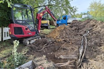Rohrbruch in Flöha: 60 Haushalte zeitweise ohne Trinkwasser - Die Trinkwasserleitung war schnell repariert - aber nur provisorisch. Es sind weitere Arbeiten erforderlich.