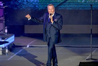 Roland-Kaiser-Fans freuen sich auf Zwickau-Gastspiel ihres Idols - Seit fast 50 Jahren im Rampenlicht: Roland Kaiser auf der Berliner Waldbühne. 