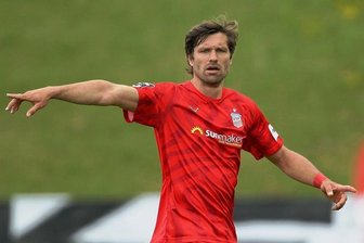 Ronny König verlängert beim FSV Zwickau - Bickel geht nach Chemnitz - Ronny König läuft ein weiteres Jahr für den FSV Zwickau auf.