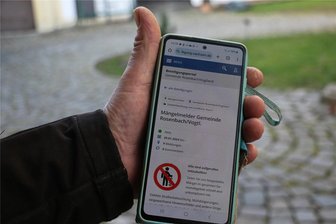 Rosenbacher können Mängel im Wohnumfeld jetzt per Handy melden - Per Handy Mängel melden.