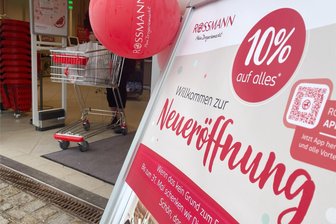 Rossmann in Aue wiedereröffnet: Was sich alles verändert hat - Seit Montag hat der Rossmann in Aue wiedereröffnet.