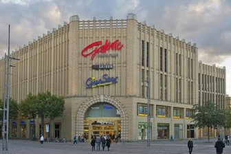 Roter Turm in Chemnitz bekommt Zuwachs: Ein Laden - zwei neue Geschäfte -