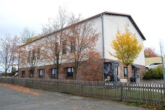 Rotschau: Ins Thema Turnhalle kommt Bewegung - Die knapp 100 Jahre alte Turnhalle in Rotschau. Zurzeit sind Ballsportarten dort verboten. Aber es gibt Hoffnung.