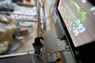 RSV-Fälle: So ist die Lage in den Kliniken im Erzgebirge - Im Erzgebirge müssen noch keine Kinder aufgrund des RS-Virus intensivmedizinisch versorgt werden. 