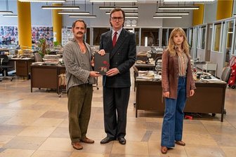 RTL+ zeigt Streaming-Mehrteiler um gefälschte Hitler-Tagebücher - Moritz Bleibtreu (li.) und Lars Eidinger (re.) spielen Konrad "Konny" Kujau und den Journalisten Gerd Heidemann.