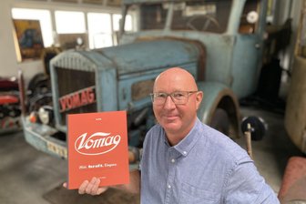 Rückkehr der vogtländischen Lkw-Legende: Reichenbacher rechnet mit mehr als 1000 Gästen - Unternehmer Christian Suhr aus Reichenbach zieht am Wochenende in Plauen ein einzigartiges Oldtimer-Treffen auf – mit Vomag-Tradition in mobiler und gedruckter Form.