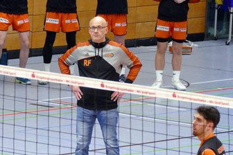 Rückkehr zur Normalität und den ganzen Tag Volleyball: Was am Wochenende im Erzgebirge noch los ist - Bislang konnte VC-Trainer Rico Fritzsch nur bedingt zufrieden mit den Ergebnissen der Zschopauer Volleyballer sein.