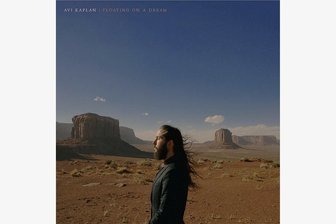 Ruhe weg: Avi Kaplan mit "Floating On A Dream" - 