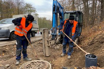 S 250 in Rochlitz: Bau des Randstreifens verbessert Fußgängersituation - 