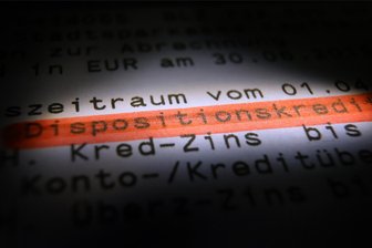 Sachsen hat die höchsten Dispozinsen im Osten - Kontoüberziehungen können teuer werden.