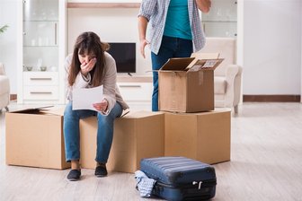 Sachsen ist „Zwangsräumungsmeister des Ostens“: Darum könnten im Freistaat jetzt noch mehr Menschen ihr Zuhause verlieren - In Sachsen sind im vergangenen Jahr fast 2300 Mieter zwangsgeräumt worden. Im schlimmsten Fall landeten sie dann direkt auf der Straße.