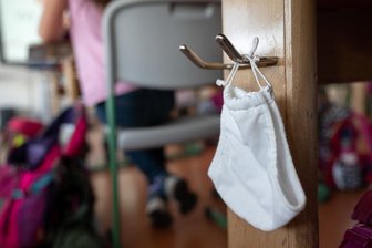 Sachsen: Maskenpflicht an Schulen und Kitas entfällt komplett - Coronatests nur noch bis zu den Osterferien - 