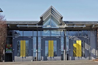Sachsenlandhalle in Glauchau wird keine Unterkunft für Flüchtlinge – Asyllage im Landkreis Zwickau entspannt sich - Die Sachsenlandhalle in Glauchau sollte notfalls als Unterkunft für Geflüchtete dienen. Doch dieser Fall trat nie ein. Jetzt ist die Umnutzung vom Tisch.