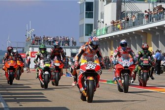 Sachsenring-Grand-Prix: Freistaat hilft Veranstalter mit 270.000 Euro aus - Die WM-Teams und der internationale Vermarkter sprachen sich dafür aus, dass der Grand Prix am Sachsenring bleibt.