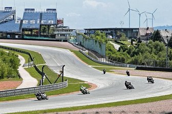 Sachsenring: Lärm-Gespräch bringt keine Lösung - weitere Treffen geplant - Motorradfahrer beim freien Training auf dem Ring.