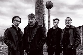 Sachsens beste Band? Die Art legt mit "Fading" eine Wucht von neuem Album vor! - Eigenes Denkmal: Die Art aus Leipzig.