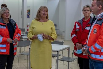 Sächsische Sozialministerin besucht Impfzentrum Eich -
