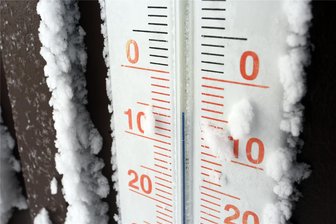Sächsisches Sibirien: Kühnhaide meldet Ende Juli Minusgrade - Frost in Kühnhaide. Am Montagmorgen wurden Minusgrade im Grenzort gemessen.