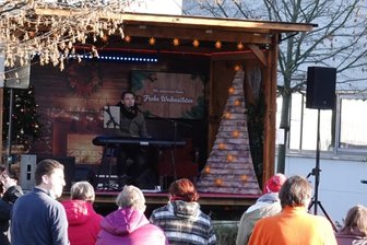Sänger tauscht Konzertbühne gegen Weihnachtsexpress -