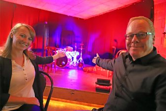 Saison-Start im Tivoli Freiberg: Rockmusik, Kabarett und Chillout - Tina Zimmermann und Kai Suttner laden ein zur neuen Chillout-Reihe im Tivoli Freiberg.