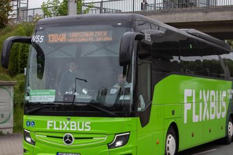 Salzburg, Karlsbad, Warschau: Überraschende Direktverbindungen ab Plauen - Der Flixbus Richtung Warschau fährt am Bahnhof Plauen Mitte ab.