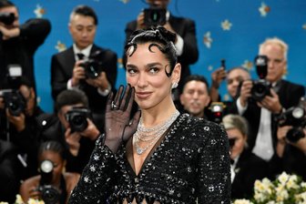 Samsung reagiert auf Klage von Dua Lipa - Dua Lipa geht mit einer Millionenklage gegen einen Elektronikriesen vor. (Archivbild) 