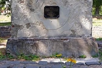 Sanierung der legendären Hedrichsäule im Gründelpark auf 2023 verschoben - 