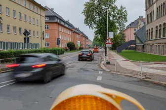 Sanierung der Pestalozzistraße in Glauchau: Millionenauftrag bleibt in der Stadt - Die Pestalozzistraße in Glauchau steht vor der Sanierung.