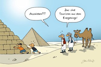Satire zum Wochenende: Pyramidenanschieben von Freiberg bis Oederan wegen Naturschutz bald verboten - Andre Länder, andre Sitten.