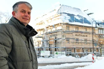 Sayda: Nach Überraschungen bei der Sanierung gibt es jetzt endlich einen Eröffnungstermin für das Rathaus - Saydas Bürgermeister Stefan Wanke würde am liebsten jetzt schon das Rathaus eröffnen. Doch ein Termin ist schon in Sicht.