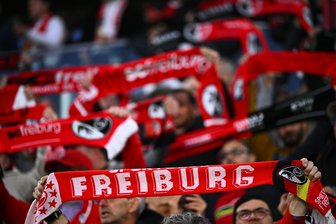 SC-Fans müssen Choreographie kurz vor Finale anpassen - Kalt erwischt: die organisierte Fanszene des SC Freiburg. (Archivbild)