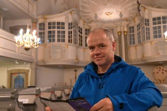 Schönheide feiert 425 Jahre Kirche - Kirchenvorstand Markus Trommer in der Martin-Luther-Kirche in Schönheide. 