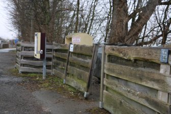 Schandfleck: Zieht der Syrauer Containerstellplatz um? - Der Containerstellplatz in Syrau.