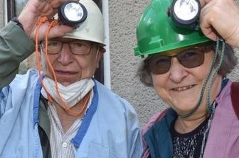 Schauanlagen ziehen magisch an - Geleucht auf: Den Alte Hoffnung Erbstolln besuchten Bettina und Wolfgang Schubert aus Oelsnitz.