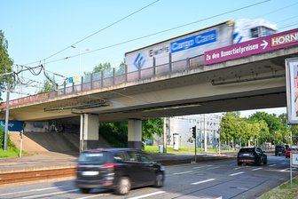 Schauspiel, Brücken, Sportanlagen: Wofür Chemnitz das 220 Millionen Euro schwere Sondervermögen ausgibt - Eine der teuersten Einzelmaßnahmen in dem Paket: die Sanierung der Südring-Brücke über die Annaberger Straße.