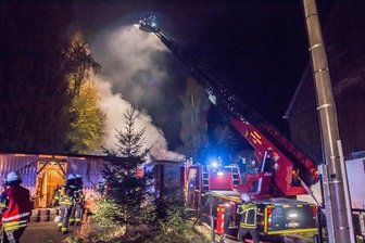 Scheune in Auerbach komplett niedergebrannt - 
