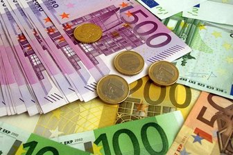 Schlüsseldienst in Werdau zockt ältere Frau ab - Polizei ermittelt -