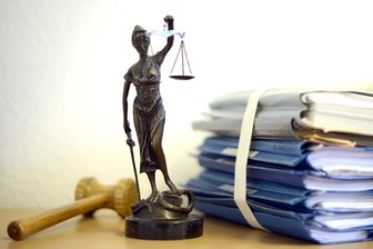 Schlägerei im Asylbewerberheim: Gericht vertagt Entscheidung -