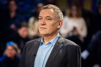„Schlagabtausch“ im TV: Das sagt das ZDF zu den einseitigen Publikumsreaktionen - „Jetzt halten Sie doch mal Ihren rechten Rand“, wies Linken-Chef Jan van Aken den AfD-Mann Tino Chrupalla in der ZDF-Sendung „Schlagabtausch“ zurecht. Das Publikum jubelte.