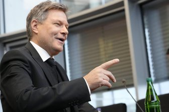 Schlagabtausch im Untersuchungsausschuss zum Atomausstieg - Im Untersuchungsausschuss: Robert Habeck.