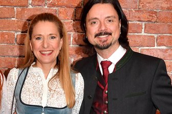 Schlagerstar Stefanie Hertel aus dem Vogtland: Dieses süße Liebes-Geheimnis verrät sie Ostern ihren Fans - Stefanie Hertel und ihr Ehemann Lanny Lanner haben Ostersonntag ein Liebesgeheimnis mit ihren Fans geteilt.